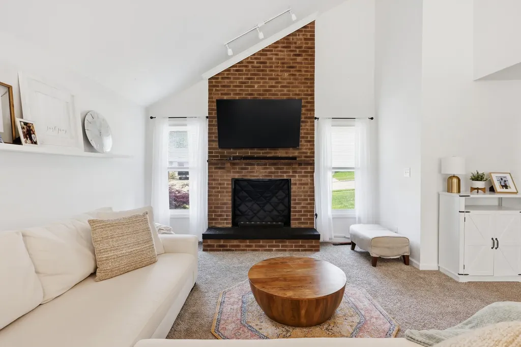 114 Applegrove Drive Nicholasville KY 40356