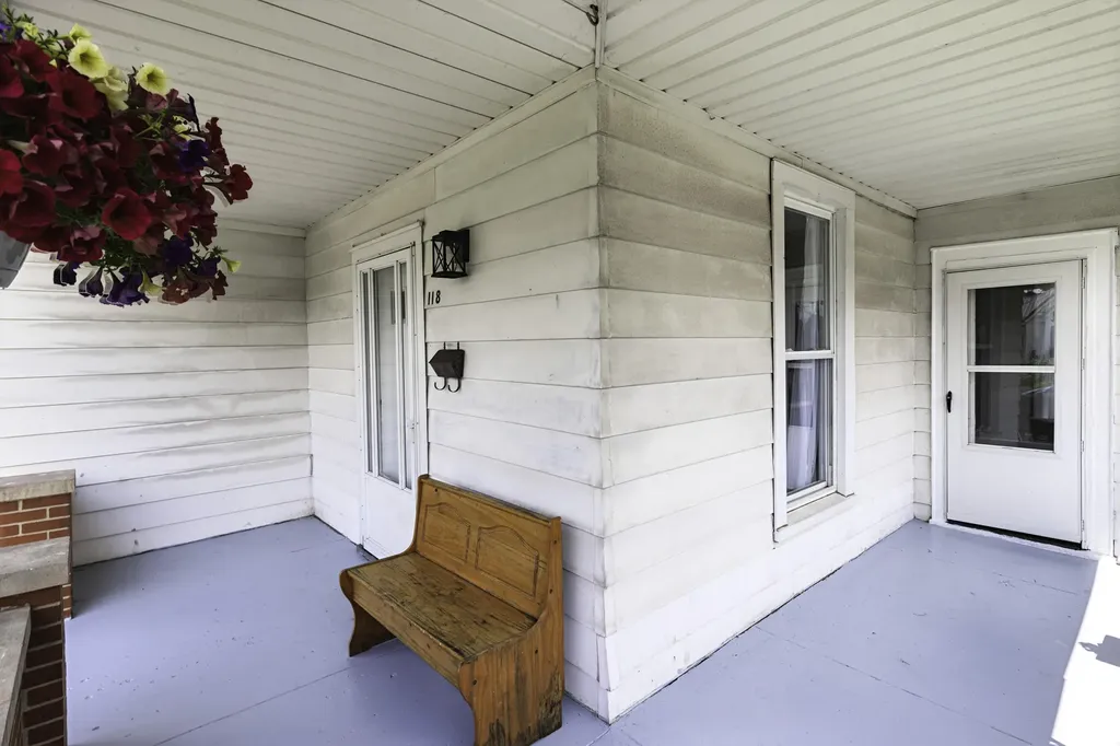 118 E 19th Street Paris KY 40361