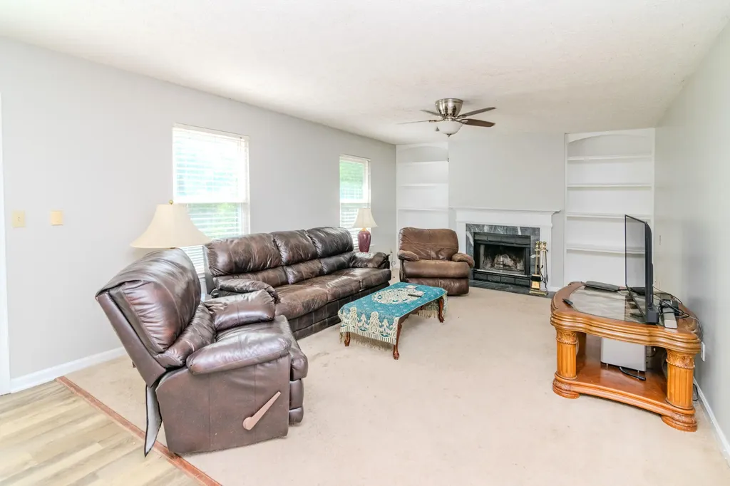 2924 Trailside Drive Lexington KY 40511