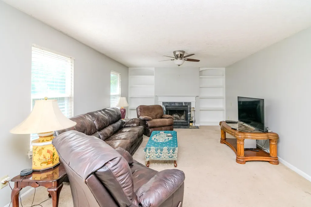 2924 Trailside Drive Lexington KY 40511