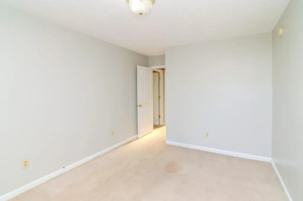 2924 Trailside Drive Lexington KY 40511