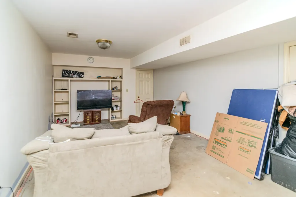 2924 Trailside Drive Lexington KY 40511