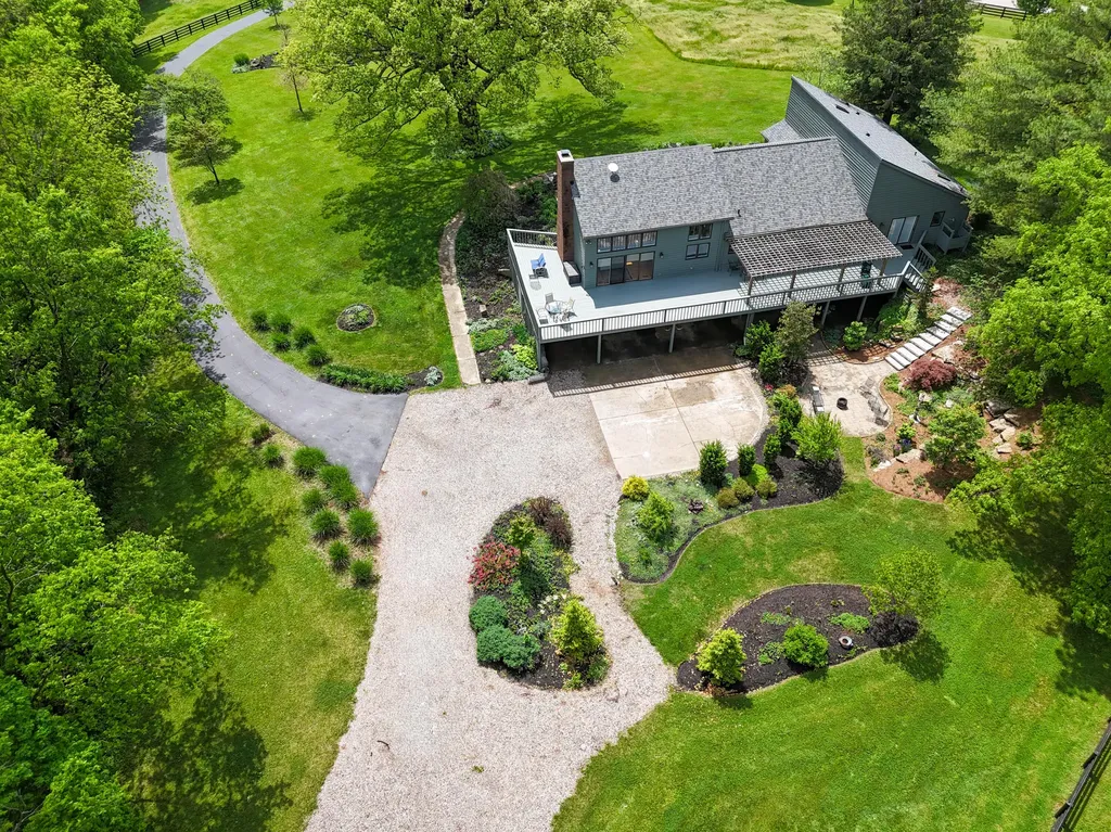172 Hebron Road Shelbyville KY 40065