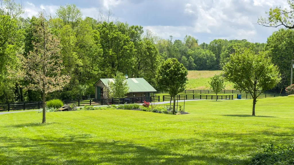 172 Hebron Road Shelbyville KY 40065