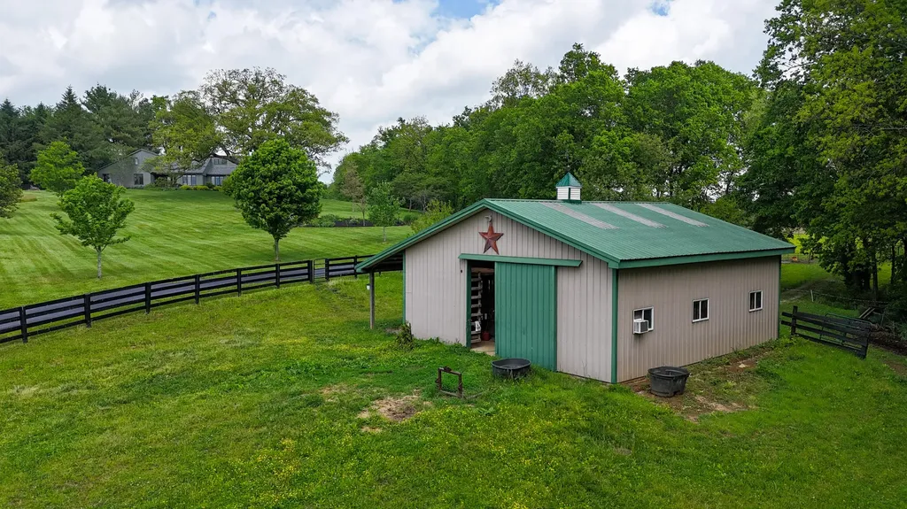 172 Hebron Road Shelbyville KY 40065