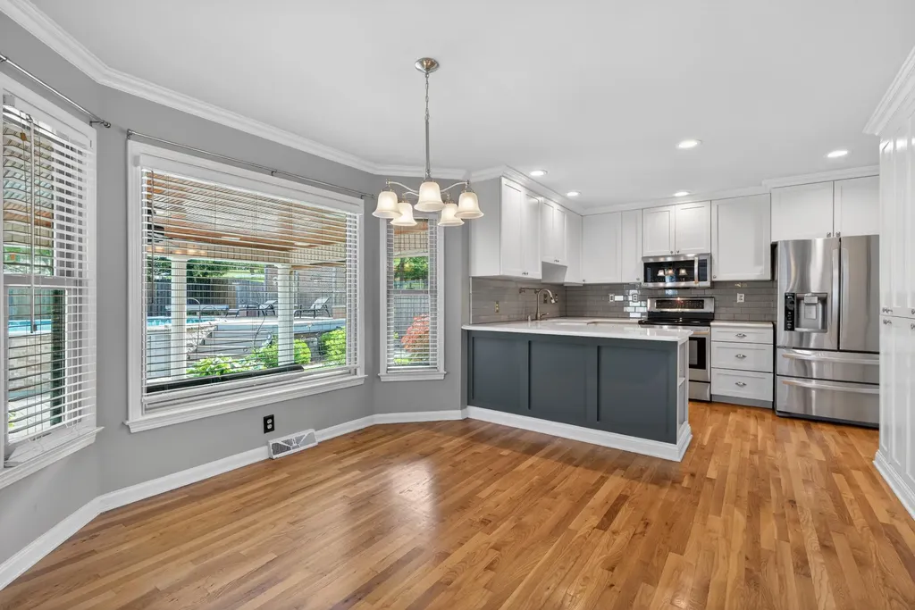 1377 Glenview Drive Lexington KY 40514