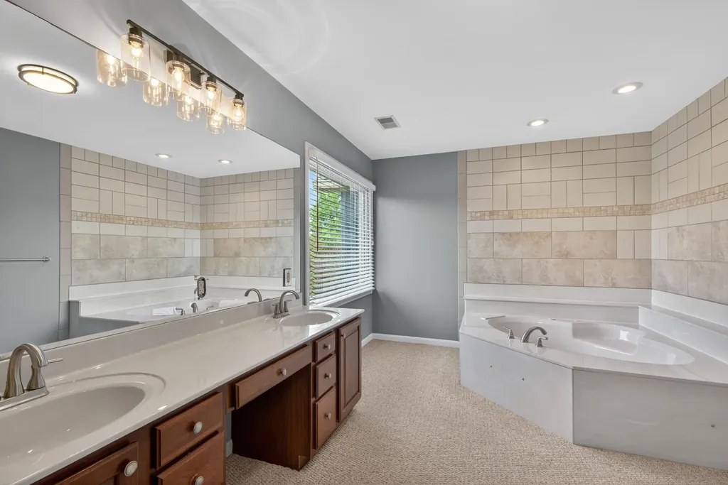 1377 Glenview Drive Lexington KY 40514