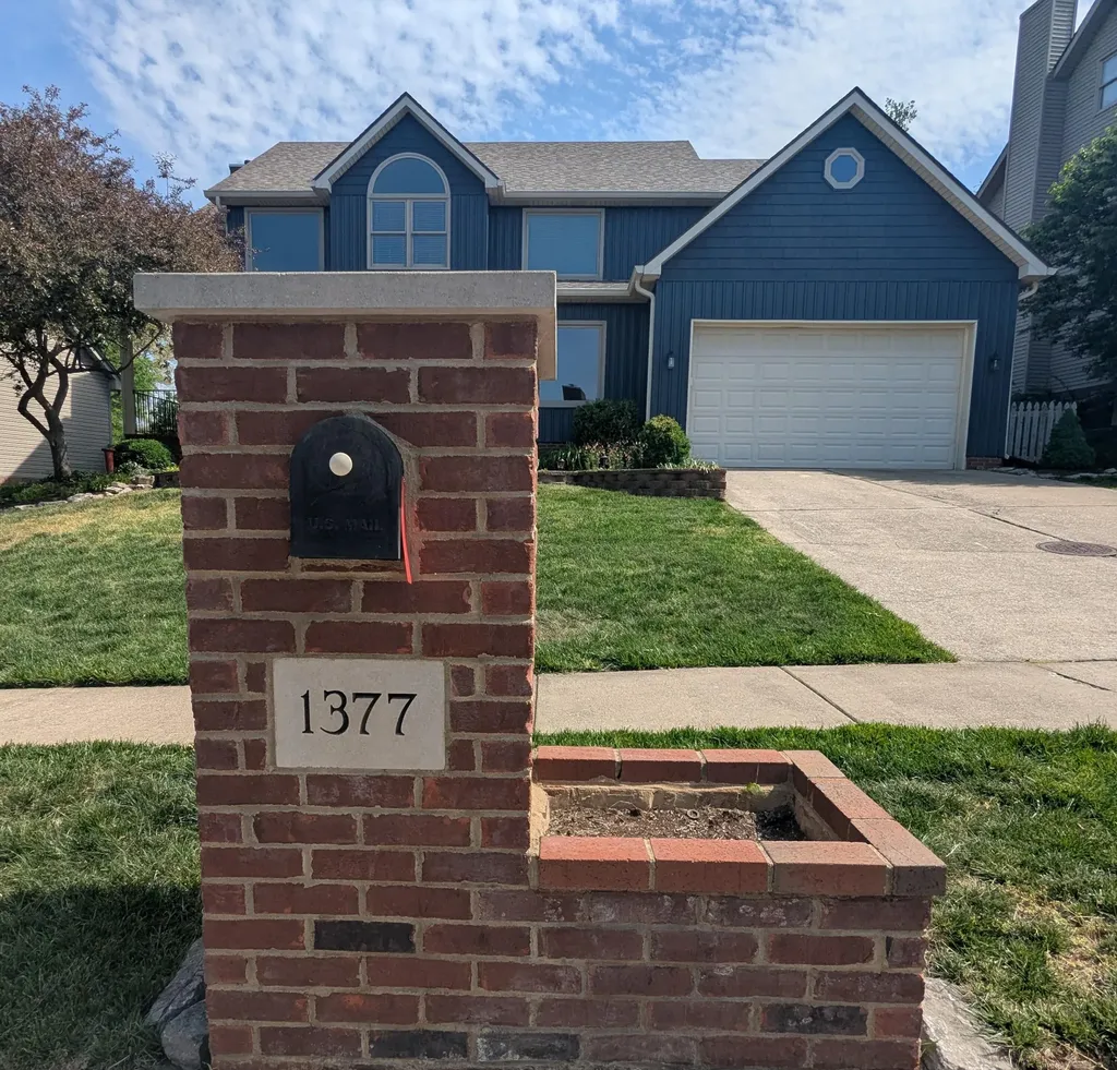1377 Glenview Drive Lexington KY 40514