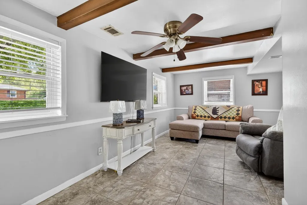 1802 Sarasota Court Lexington KY 40505
