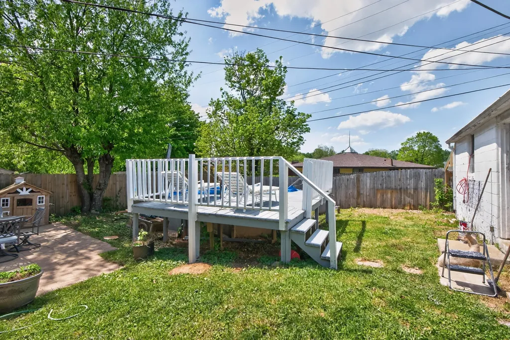 1802 Sarasota Court Lexington KY 40505