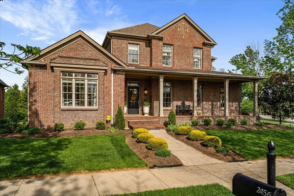 2456 Franks Way Lexington KY 40509