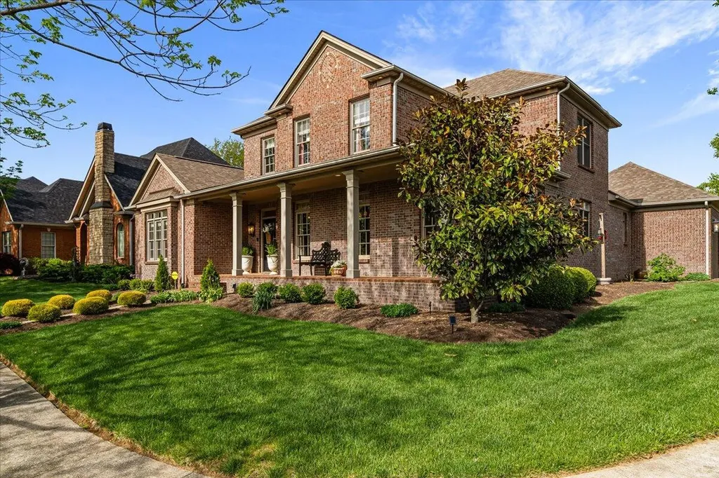 2456 Franks Way Lexington KY 40509