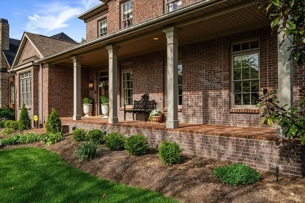 2456 Franks Way Lexington KY 40509