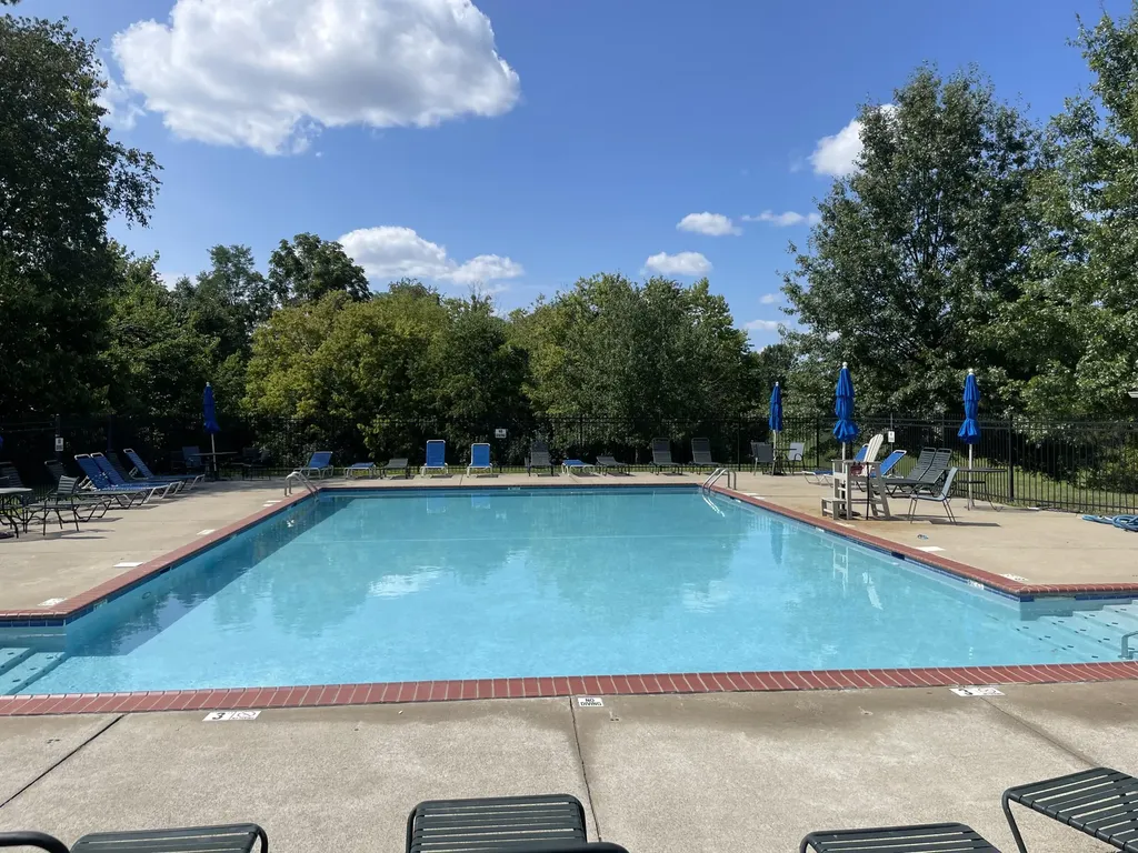 2456 Franks Way Lexington KY 40509