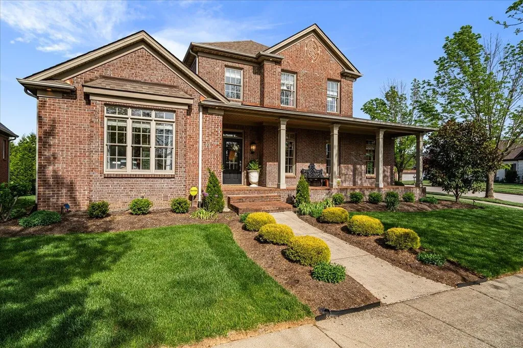 2456 Franks Way Lexington KY 40509