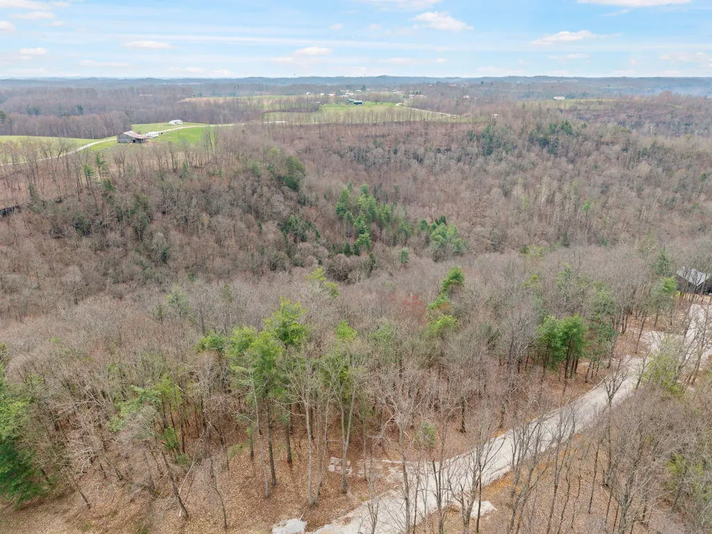 4435 Betty Gap Ridge Road Denniston KY 40316