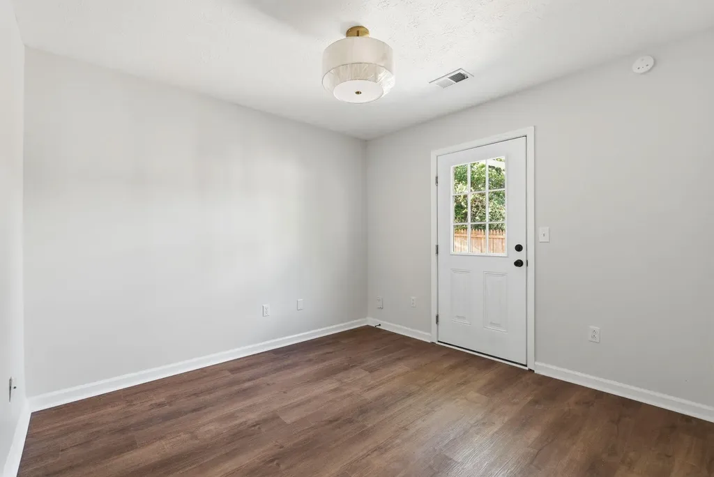 629 Attingham Court Lexington KY 40517