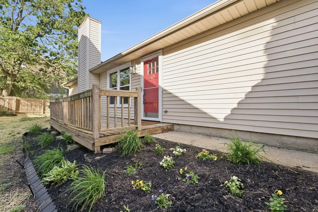 629 Attingham Court Lexington KY 40517