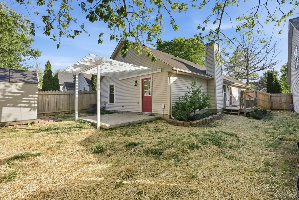 629 Attingham Court Lexington KY 40517
