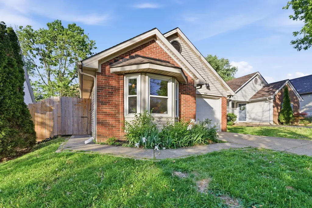 629 Attingham Court Lexington KY 40517