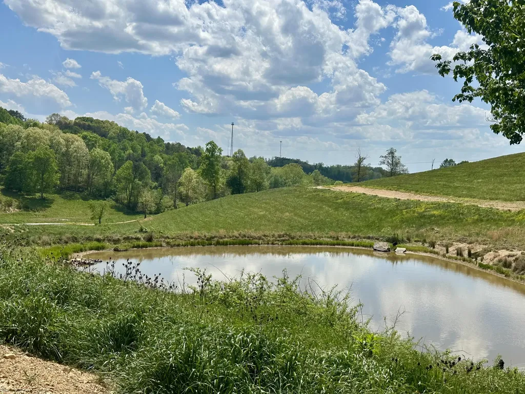1072 Pittsburg London KY 40741