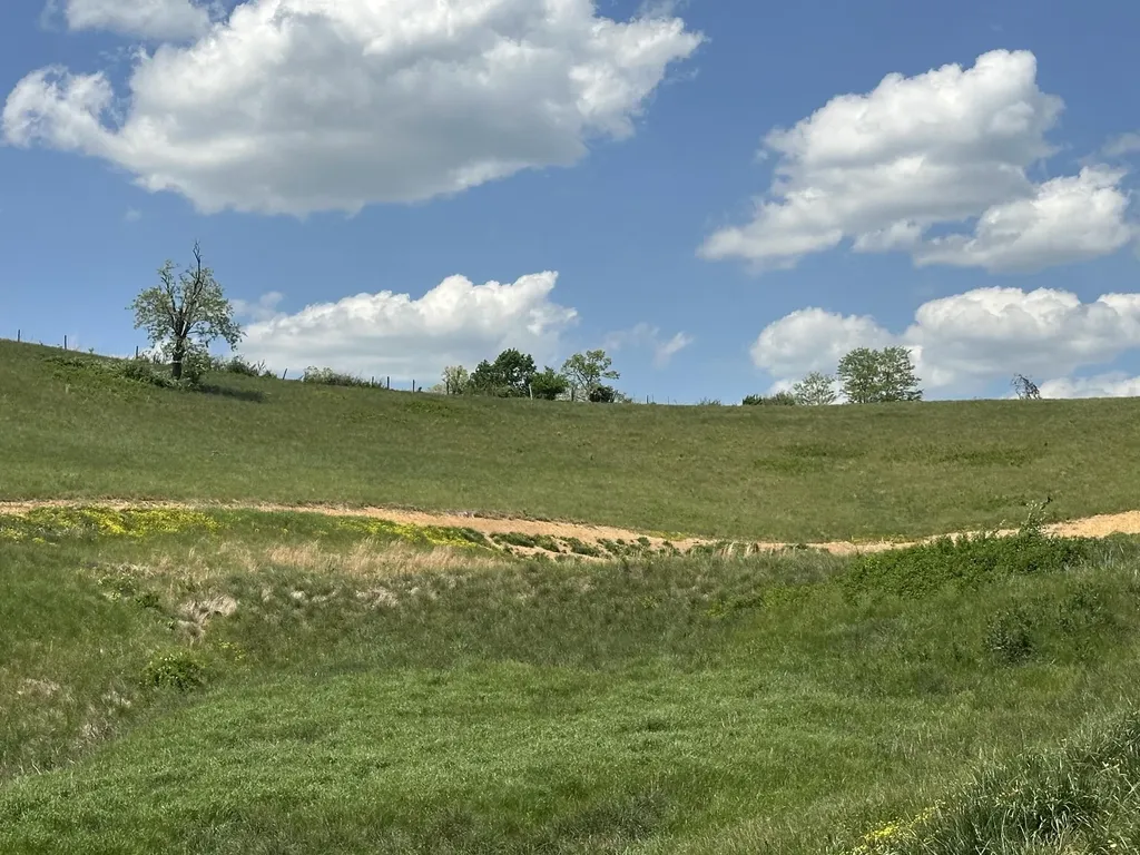 1072 Pittsburg London KY 40741