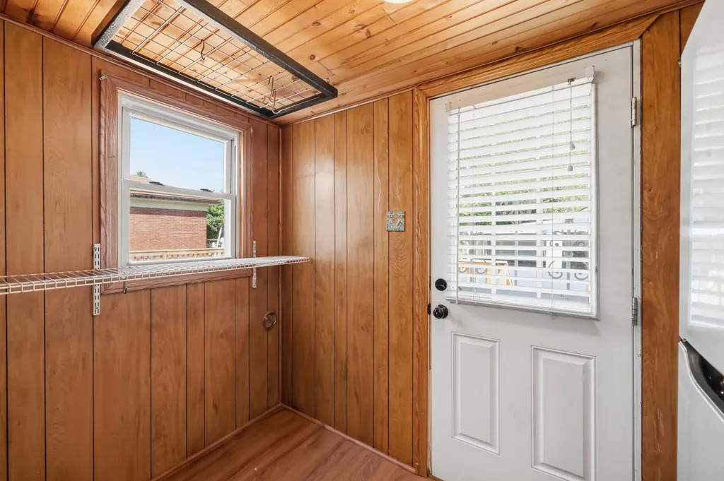 114 Pin Oak Drive Lexington KY 40503