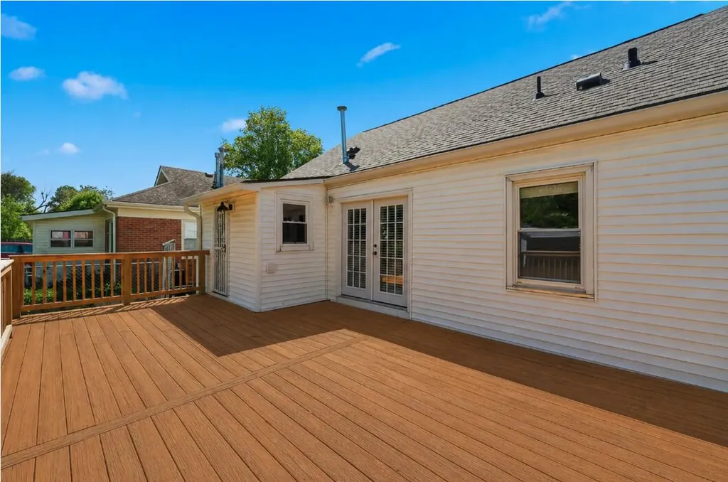 114 Pin Oak Drive Lexington KY 40503