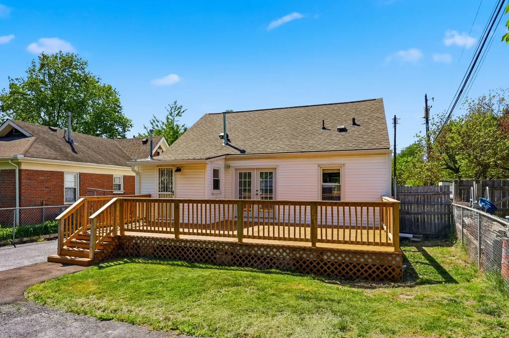 114 Pin Oak Drive Lexington KY 40503