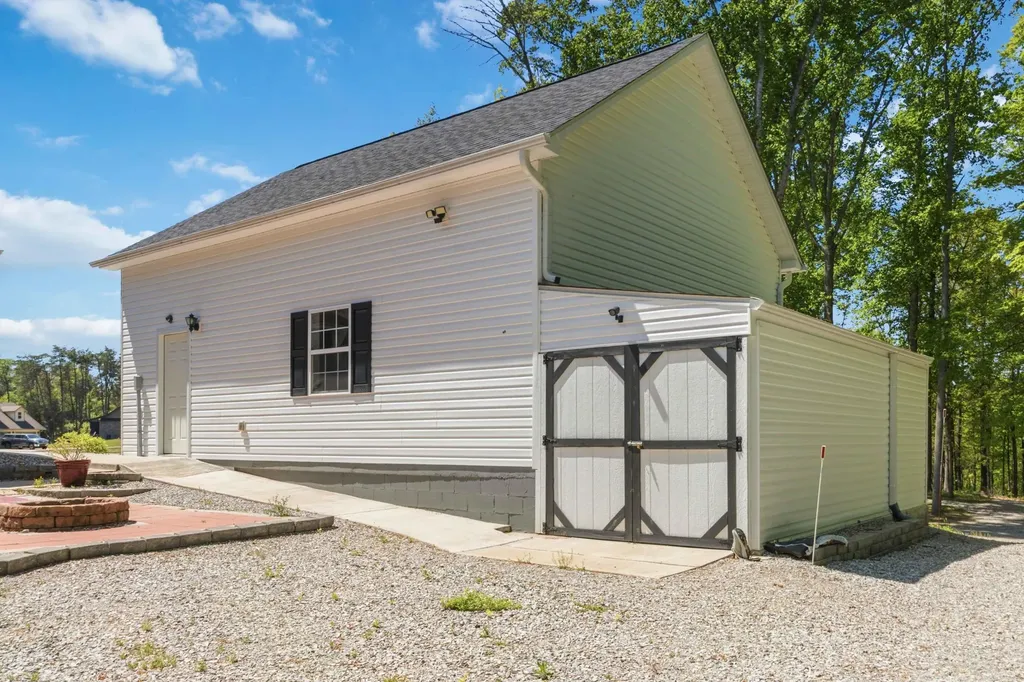 775 Cedar Pointe Drive Somerset KY 42501