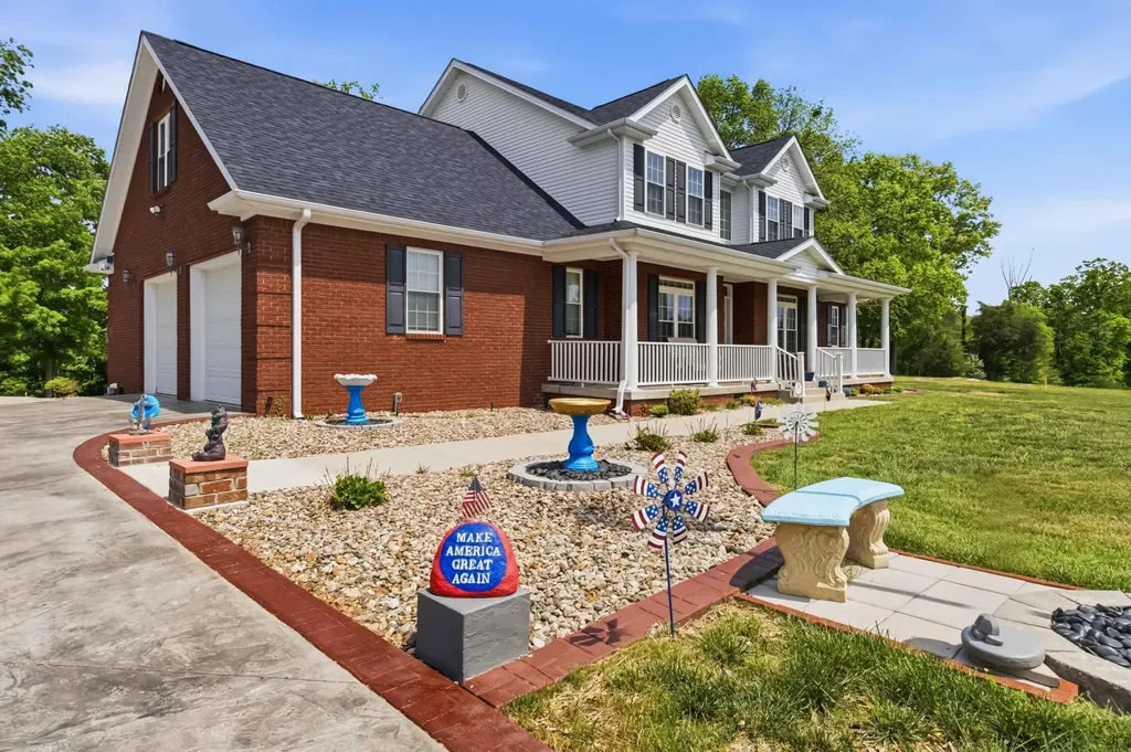 775 Cedar Pointe Drive Somerset KY 42501