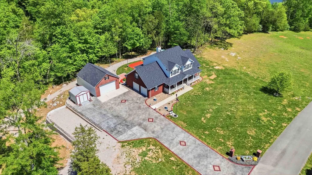 775 Cedar Pointe Drive Somerset KY 42501