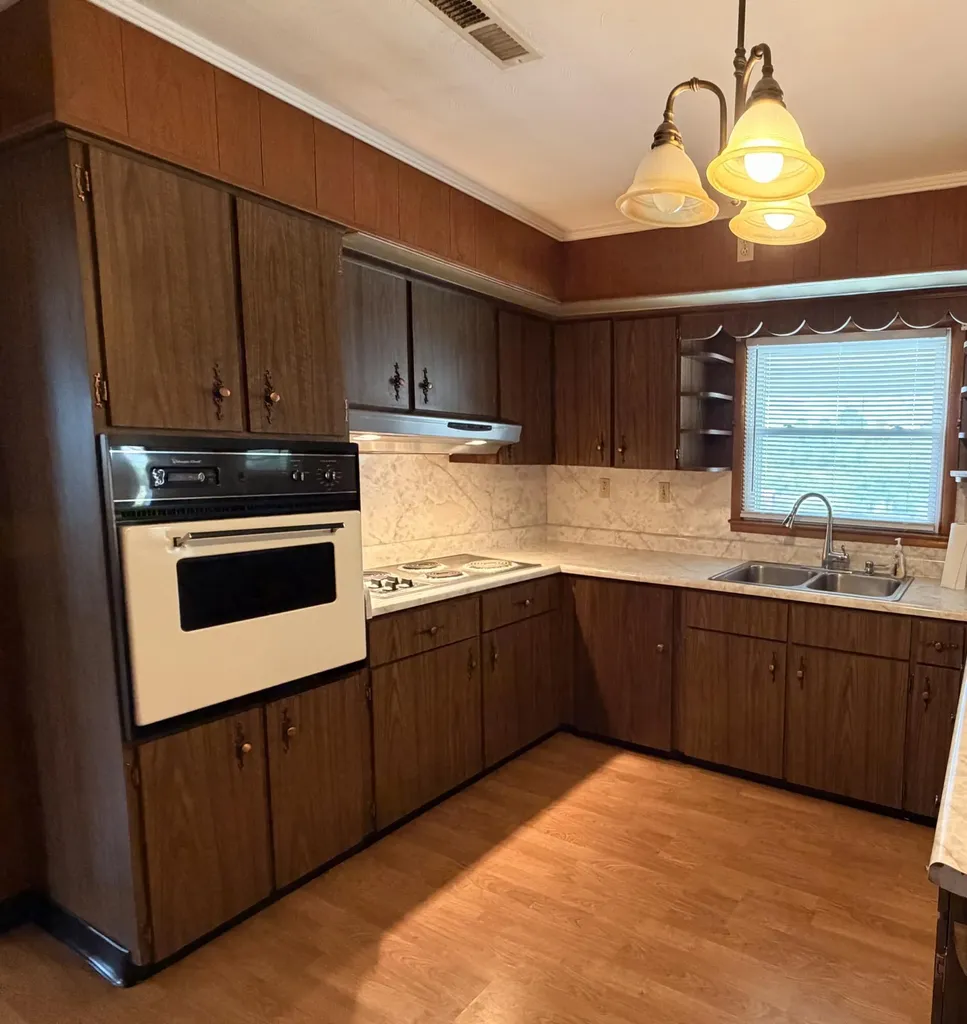 324 Hicks Lane London KY 40744