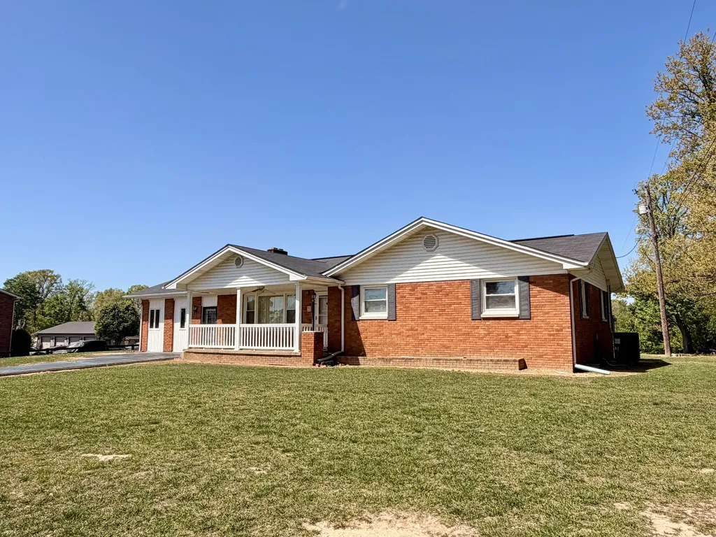 324 Hicks Lane London KY 40744