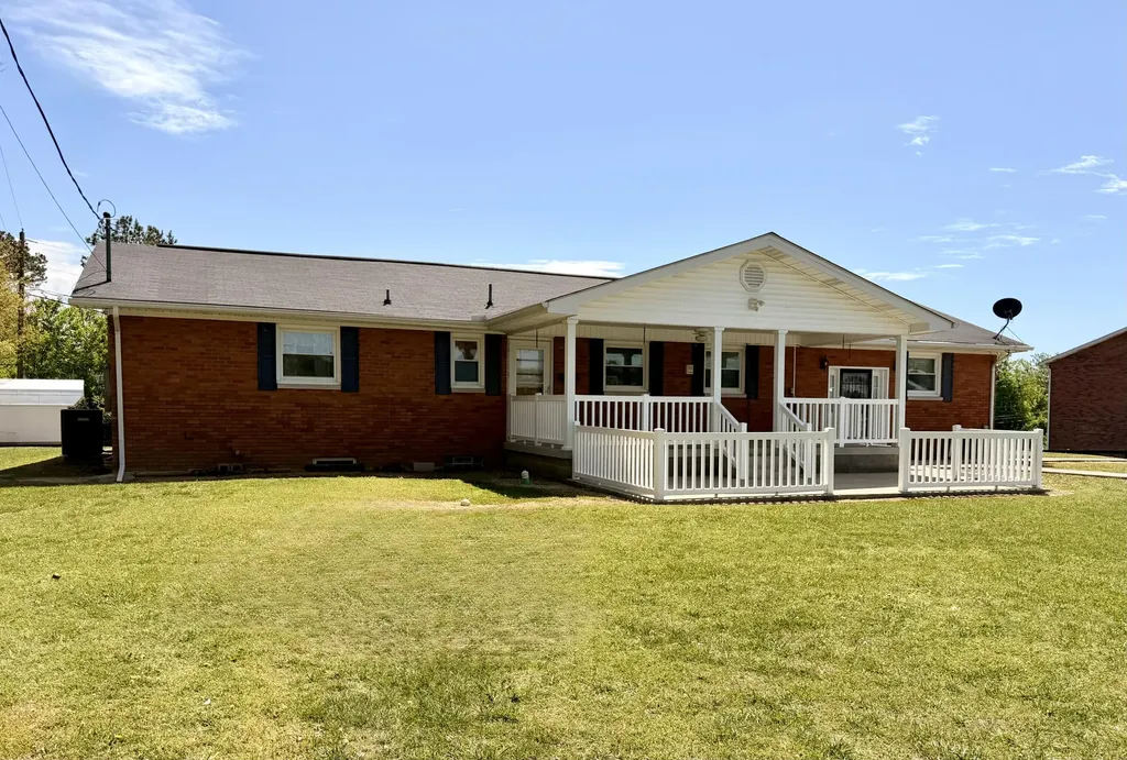 324 Hicks Lane London KY 40744