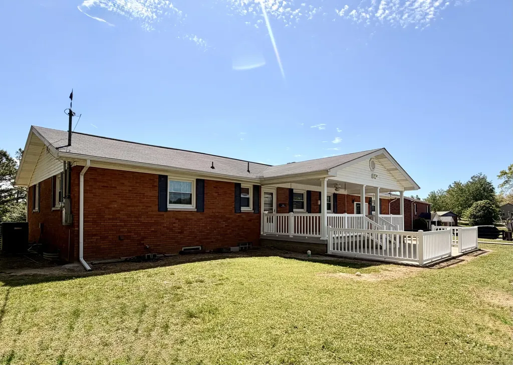 324 Hicks Lane London KY 40744