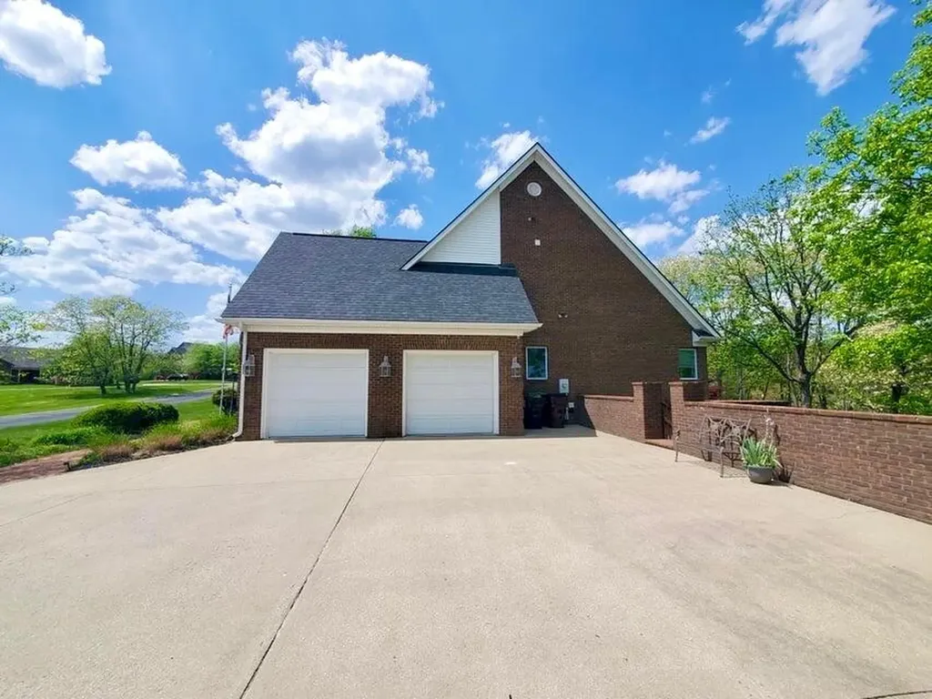 115 Bold Bidder Drive Georgetown KY 40324