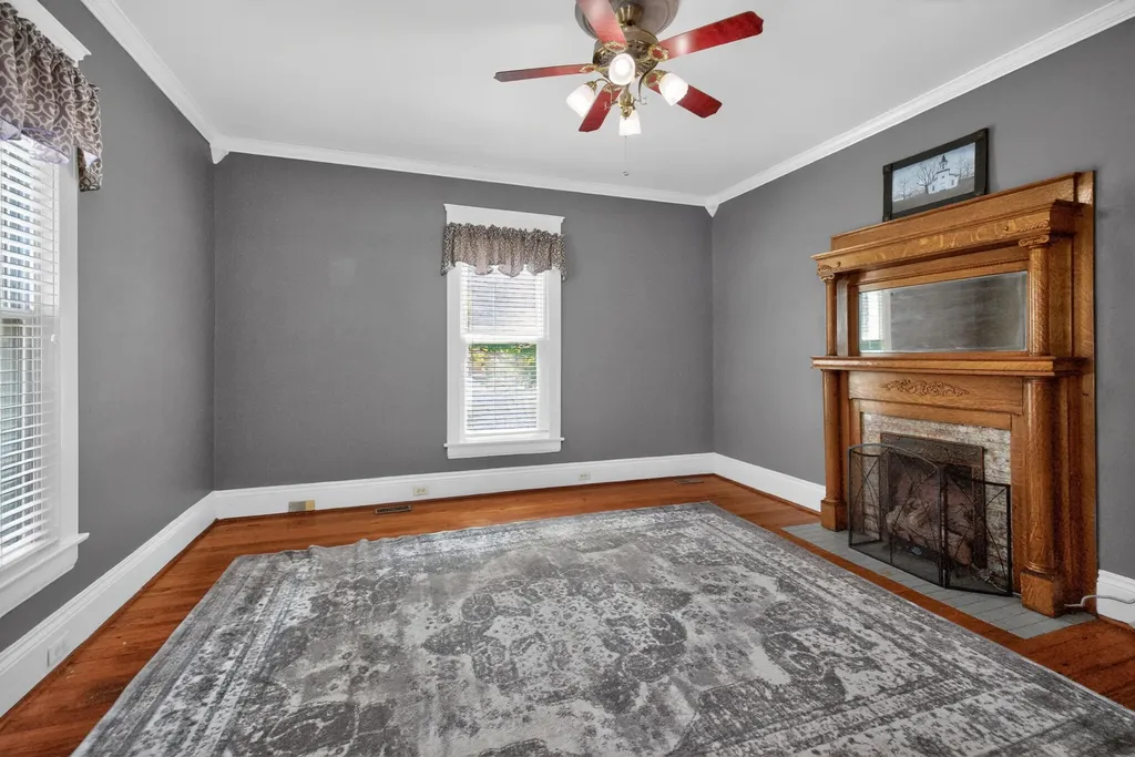 382 S Main Street Winchester KY 40391