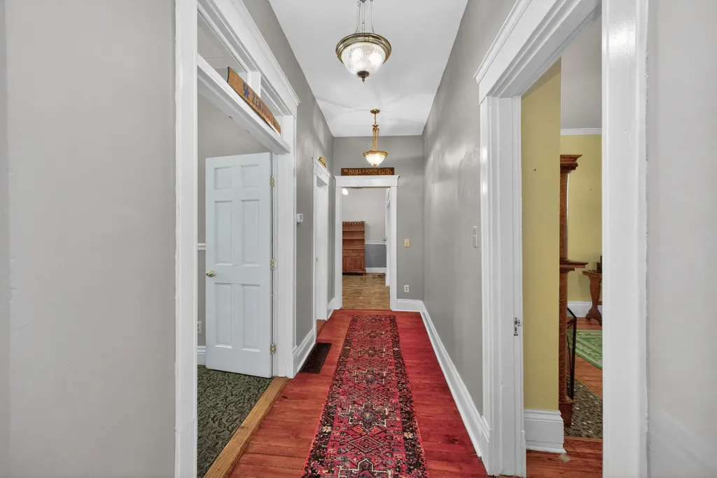 382 S Main Street Winchester KY 40391