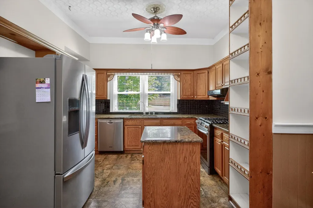 382 S Main Street Winchester KY 40391