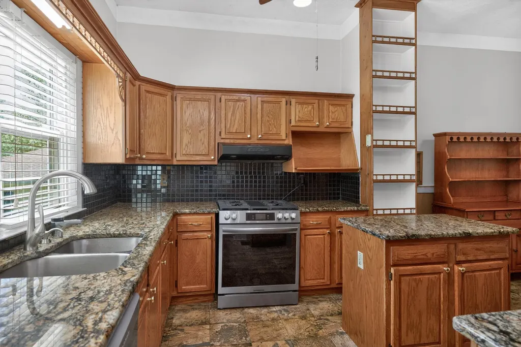 382 S Main Street Winchester KY 40391