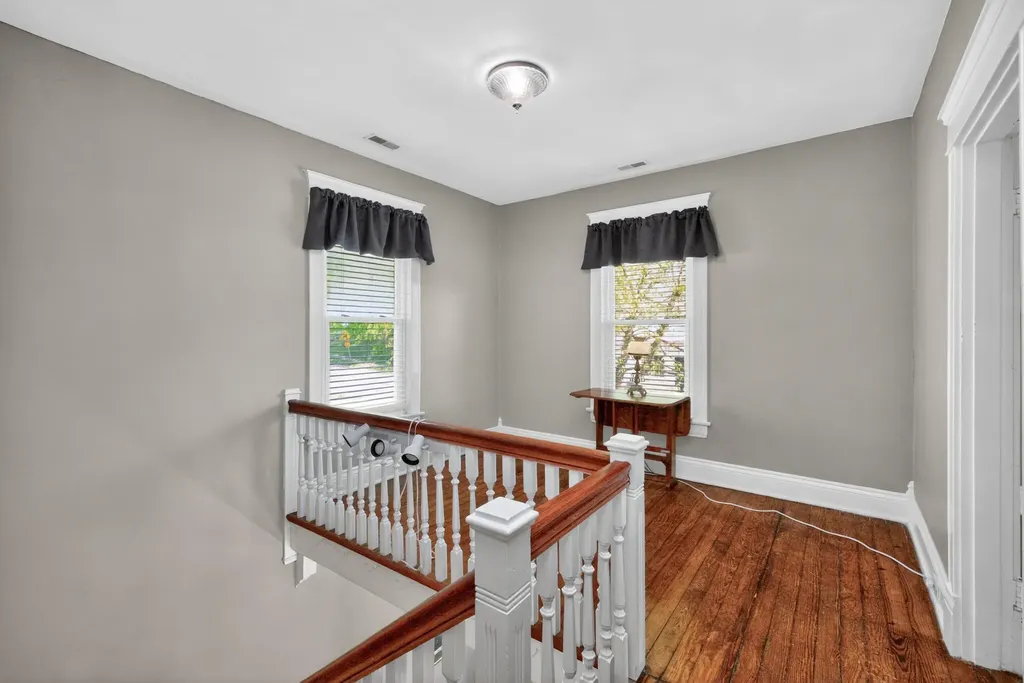 382 S Main Street Winchester KY 40391