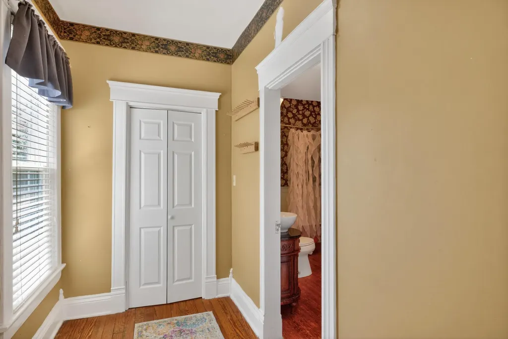382 S Main Street Winchester KY 40391