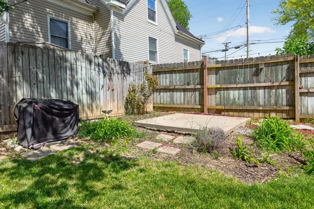 382 S Main Street Winchester KY 40391