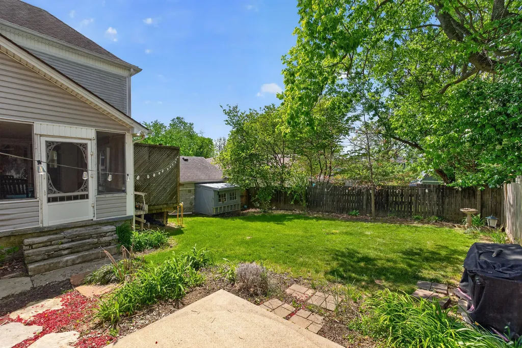 382 S Main Street Winchester KY 40391
