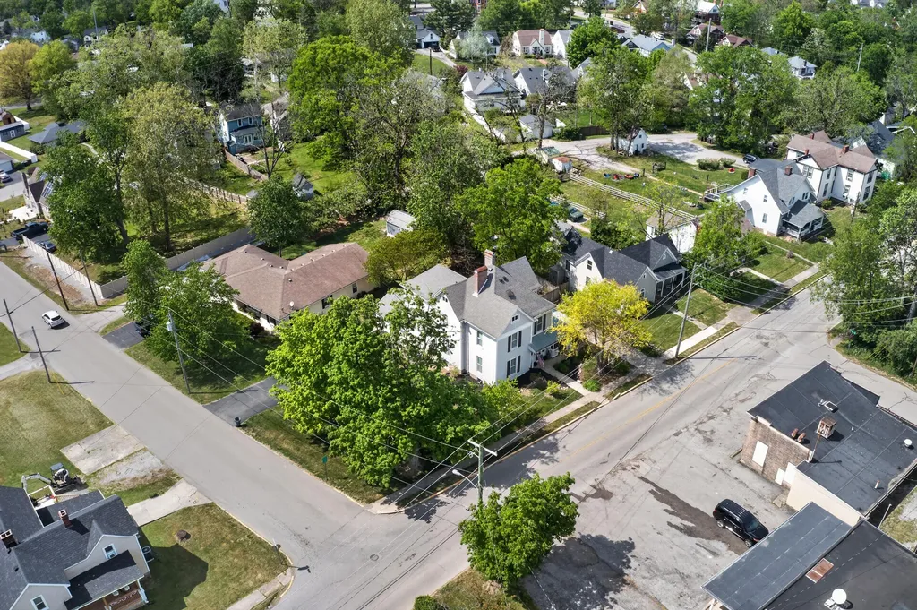 382 S Main Street Winchester KY 40391