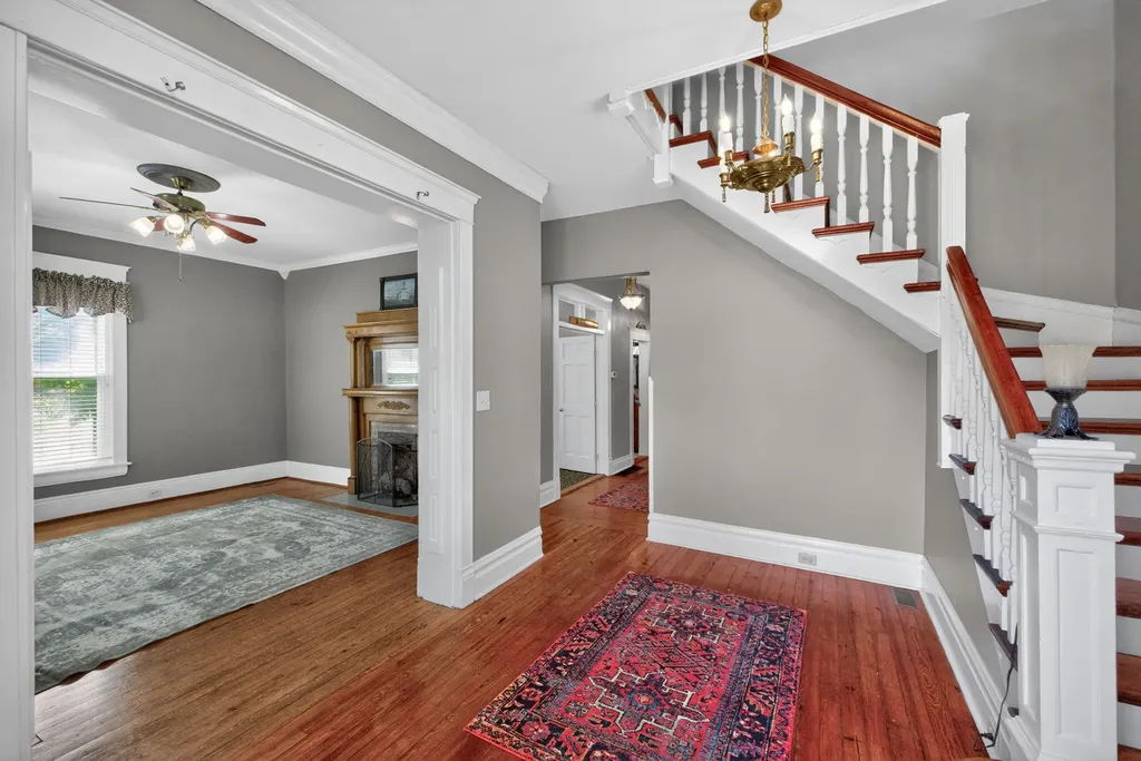 382 S Main Street Winchester KY 40391