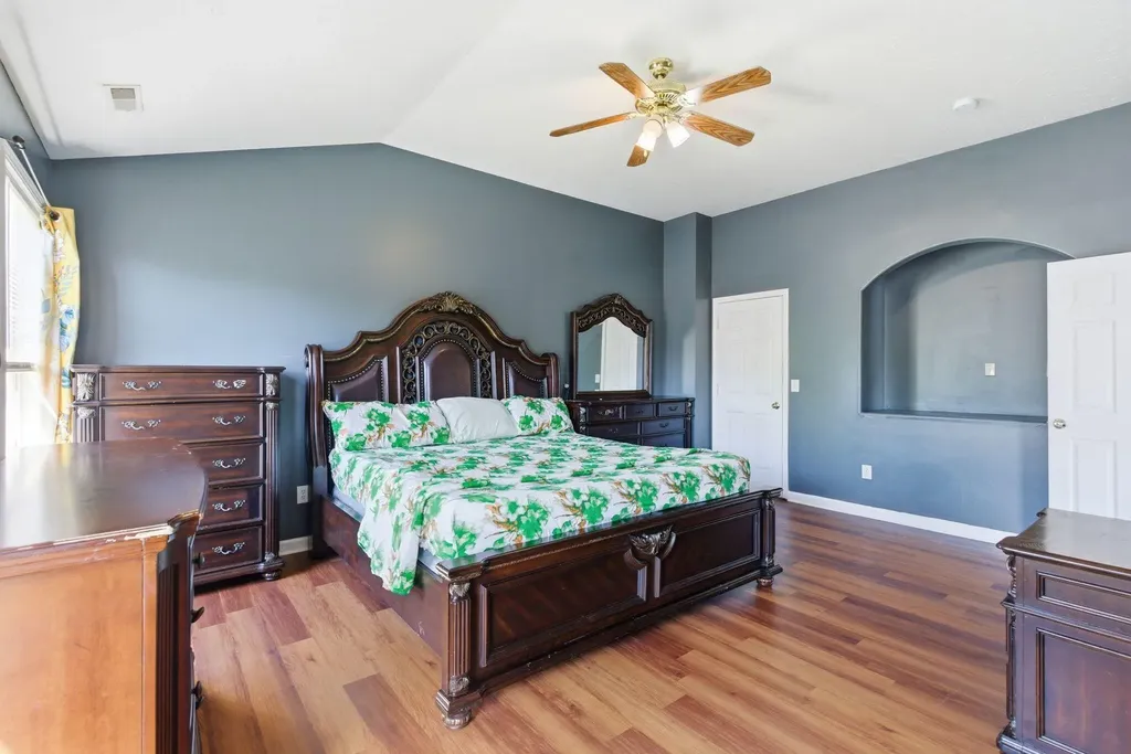 729 Pioneer Lane Lexington KY 40505