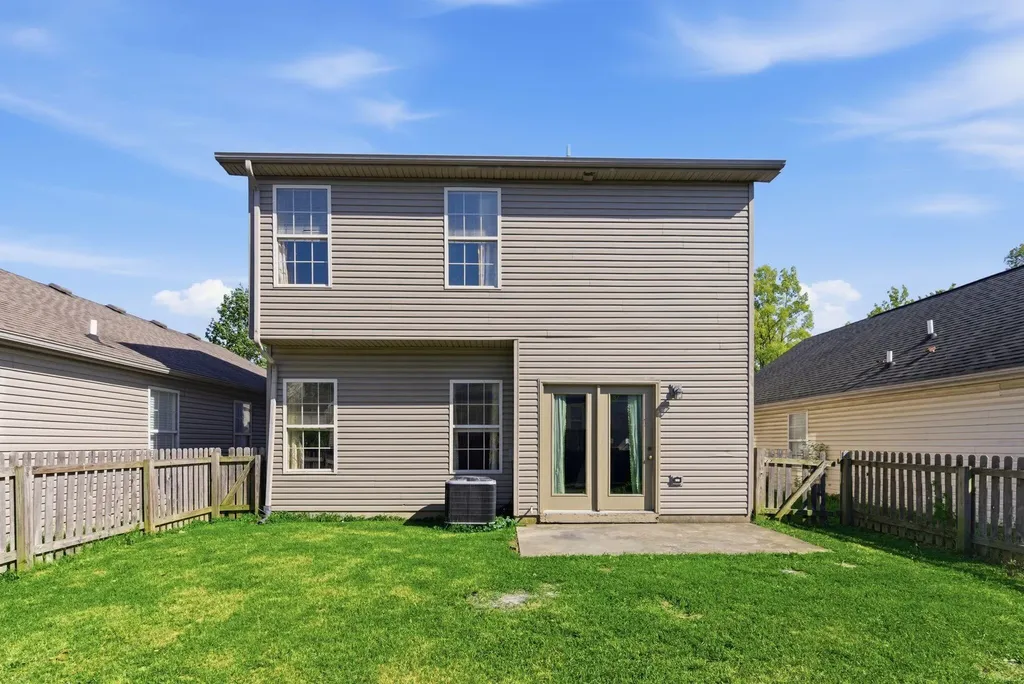 729 Pioneer Lane Lexington KY 40505