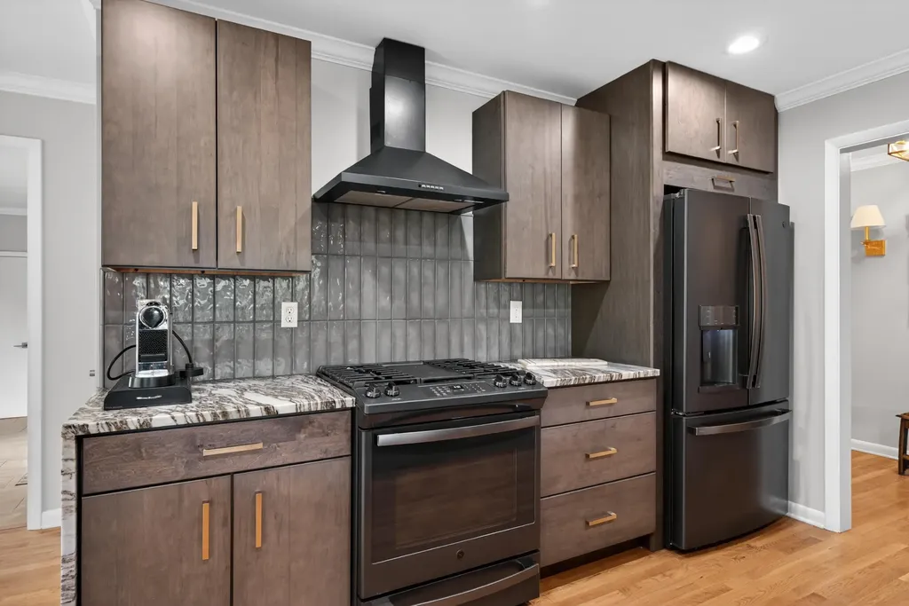 653 Beth Lane Lexington KY 40503